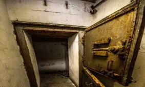 تصاویر کمتر دیده شده  از مخفیگاه موشکی آدولف هیتلر/ ویدئو