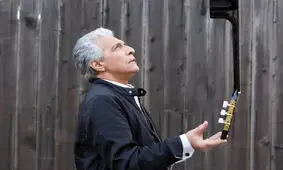 نگاهی به کارنامه هنری فرامرز اصلانی که در نخستین روز بهار پر کشید/ راوی روزگاران سالخورده
