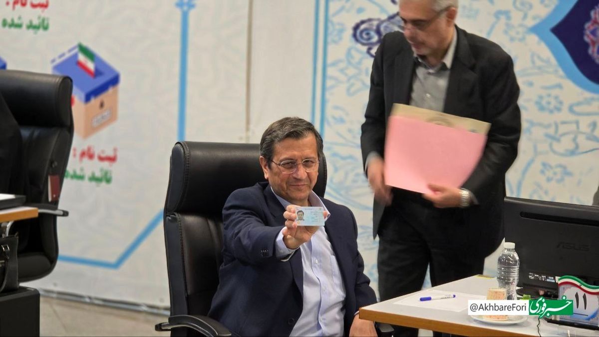ثبتنام عبدالناصر همتی در انتخابات ریاست جمهوری از نگاه دوربین خبرفوری