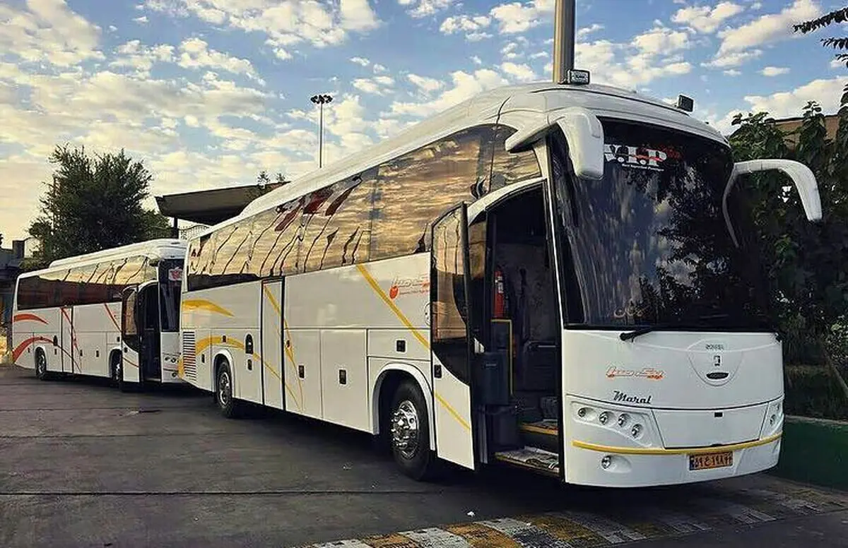 بلیت اتوبوس گران و کم‌یاب؛ مصوبه واردات اتوبوس 8 ماه خاک خورد