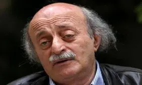 پاسخ ولید جنبلاط به معتاد خواندنش توسط فرستاده ترامپ/ عکس