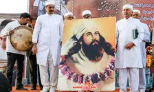 زرتشت پیامبر ایرانی، چگونه زاده شد؟
