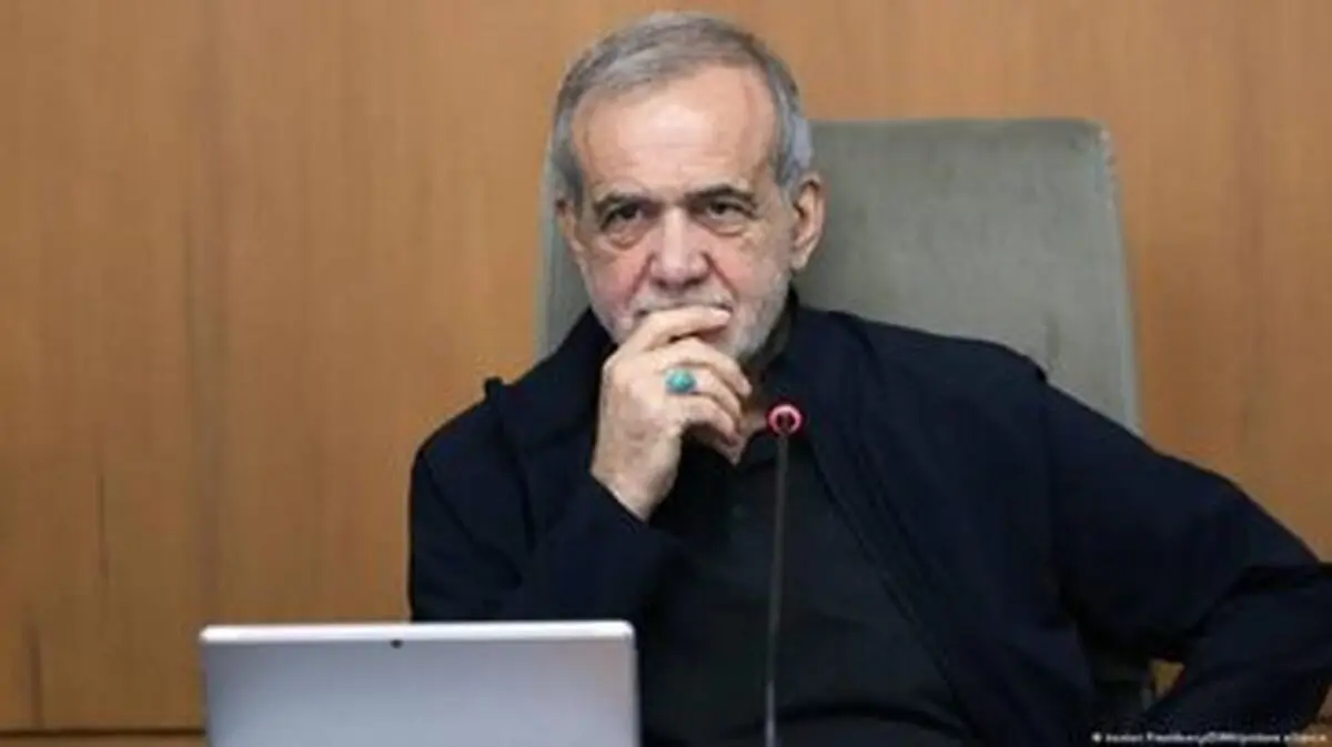 پیشنهاد مشاور پزشکیان: رئیس جمهور در آغاز سال سوم دولتش، مدیران ناکارآمد را کنار بگذارد
