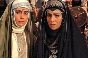 سفر به تاریخ؛ «عمره و ناریه، همسران مختار» (سریال مختارنامه) در یک مراسم در کنار هم؛ سال 1390