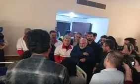 استاندار خوزستان شخصا مصدوم زلزله مسجدسلیمان را ویزیت کرد/ ویدئو