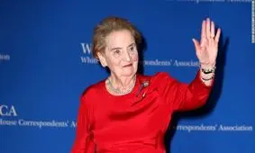 بازگشت مادلین آلبرایت، یک سال پس از برکناری توسط ترامپ