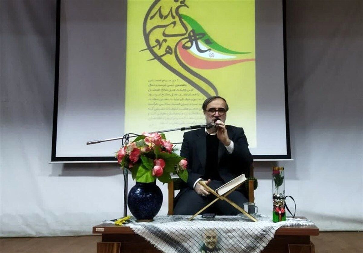 معاون سیاسی سپاه: دولت دلار ۲۰۰ هزارتومانی را مهار کرد!/ اکنون فتنهها بر این است که دولت را ناکارآمد نشان دهند