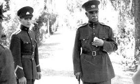 سفر در تاریخ؛ «رضاخان و محمدرضا پهلوی در حال افتتاح تونل کندوان»؛ سال 1317