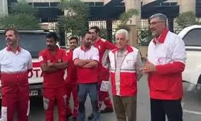 حضور رضا کیانیان در جمع امدادگران هلال احمر/ ویدئو
