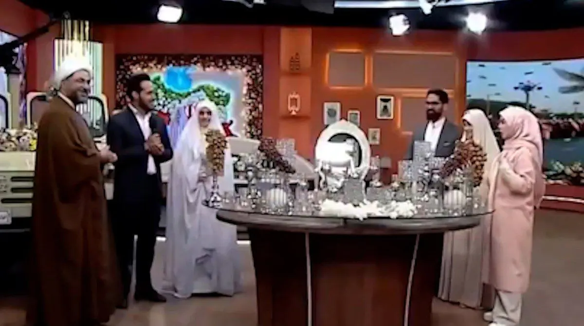 مهریه عجیب یک زوج در صدا و سیما؛ یک فروند پهپاد شاهد!/ داماد: ان شاء الله بخورد به قلب تل آویو/ ویدئو