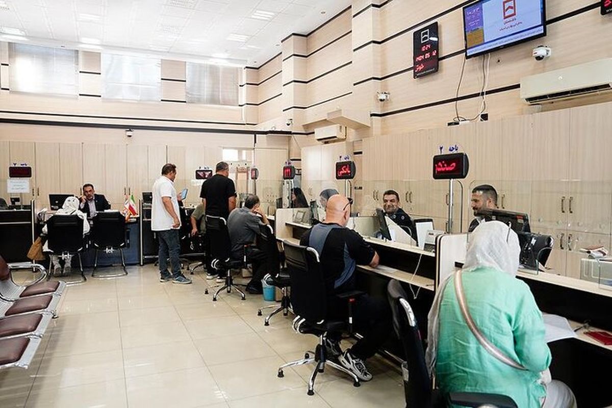سپردههای بانکی در تسخیر تهران؛ ۶۰ درصد پول ایران در پایتخت