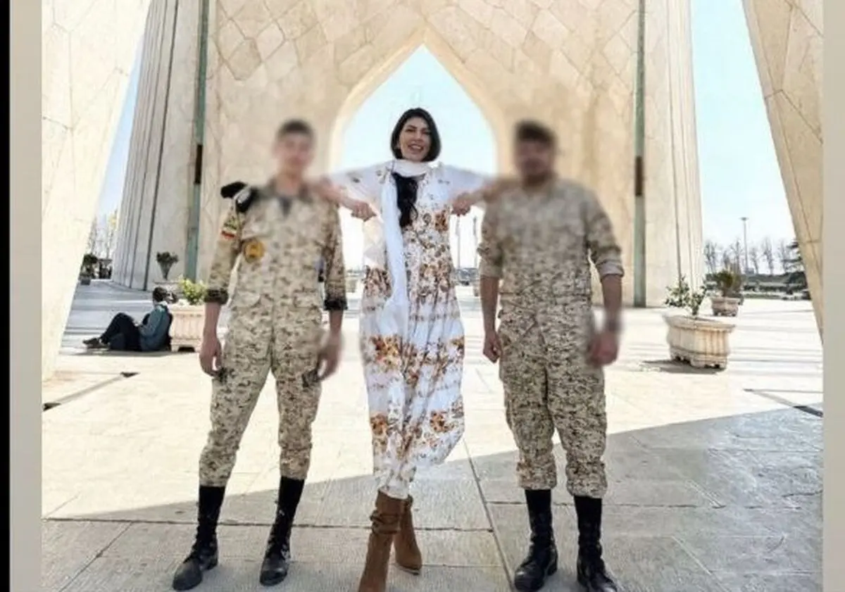  بلاگر روس، انتساب عکس در کنار برج آزادی تهران به خودش را تکذیب کرد