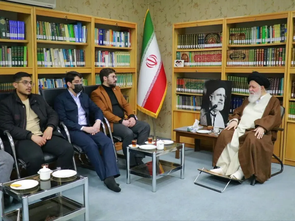 علم‌الهدی: فضای مجازی ابزار توسعه انقلاب و زمینه ساز ظهور است

