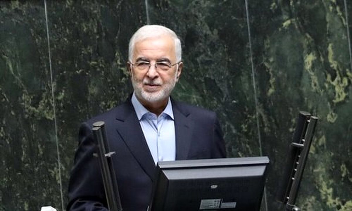  وزیر کشور: مردم آرامش خود را حفظ و از ترددهای غیرضروری خودداری کنند 