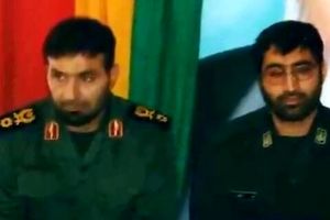 شهید طهرانی‌مقدم‌ و شهید باقری فرمانده موشکی سپاه، در حال آماده‌سازی پرتاب موشک در دهه 60/ عکس