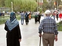 بمب ساعتی اقتصاد ایران؛ شاغلان کفاف بازنشستگان را نمی‎‌دهند/ ویدئو