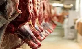 گوشت گرم از فهرست کالاهای اساسی خارج شد