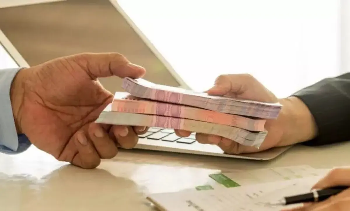 حداکثر حقوق مدیران دولتی ۷۰ میلیون تومان شد/ ضریب حقوق ۱۴۰۳ کارمندان و بازنشستگان دولت