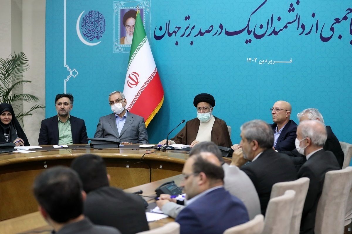 اولین واکنش «پروفسور» جنجالی «پایتون»: «بیانیه» میدهم/ فعلا، بروید در «چتجیپیتی» جستجو کنید!