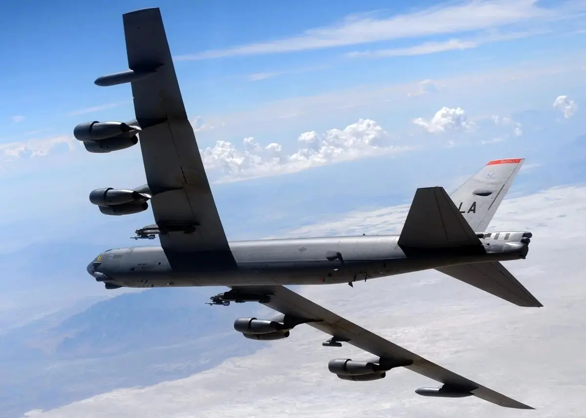 بمب‌افکن B-52 به رادار جنگنده مجهز شد
