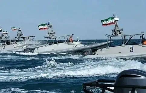 رزمایش «کنترل هوشمند تنگه هرمز» سپاه پاسداران آغاز شد/ ویدئو