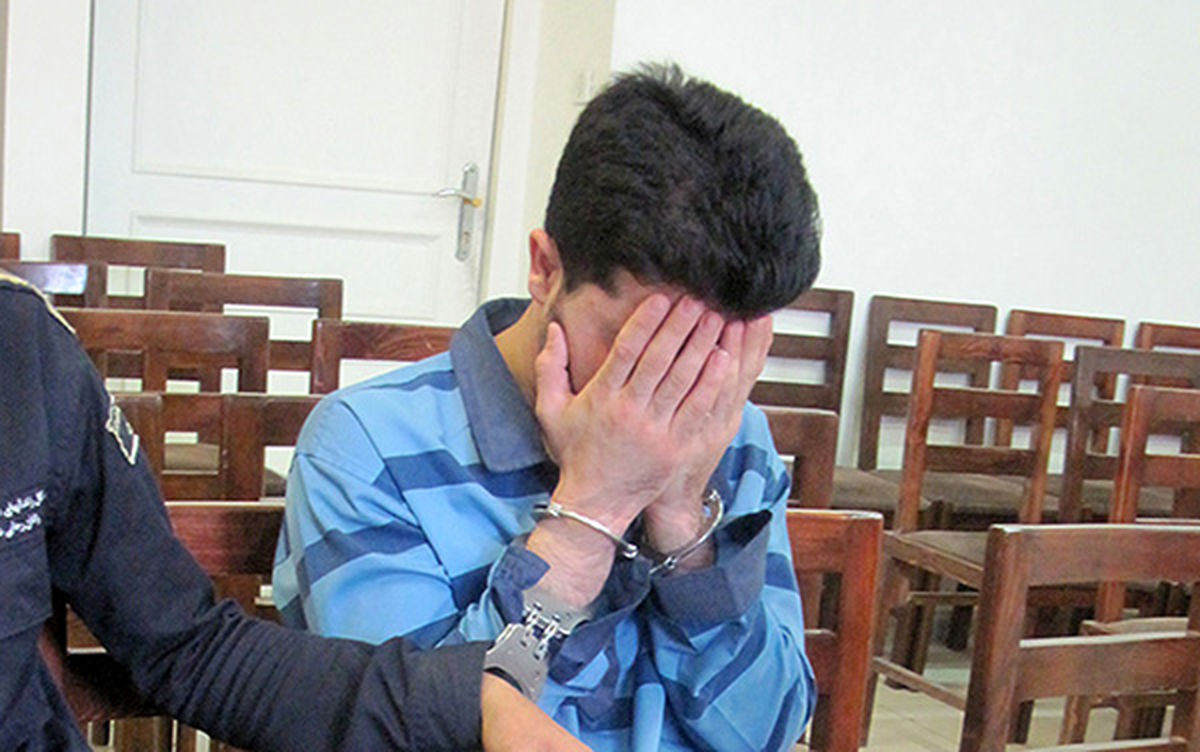 اشک‌های مادر در جلسه محاکمه قاتل پسرش