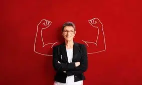 ۱۱ ویژگی زنان مرد صفت که نمی دانستید