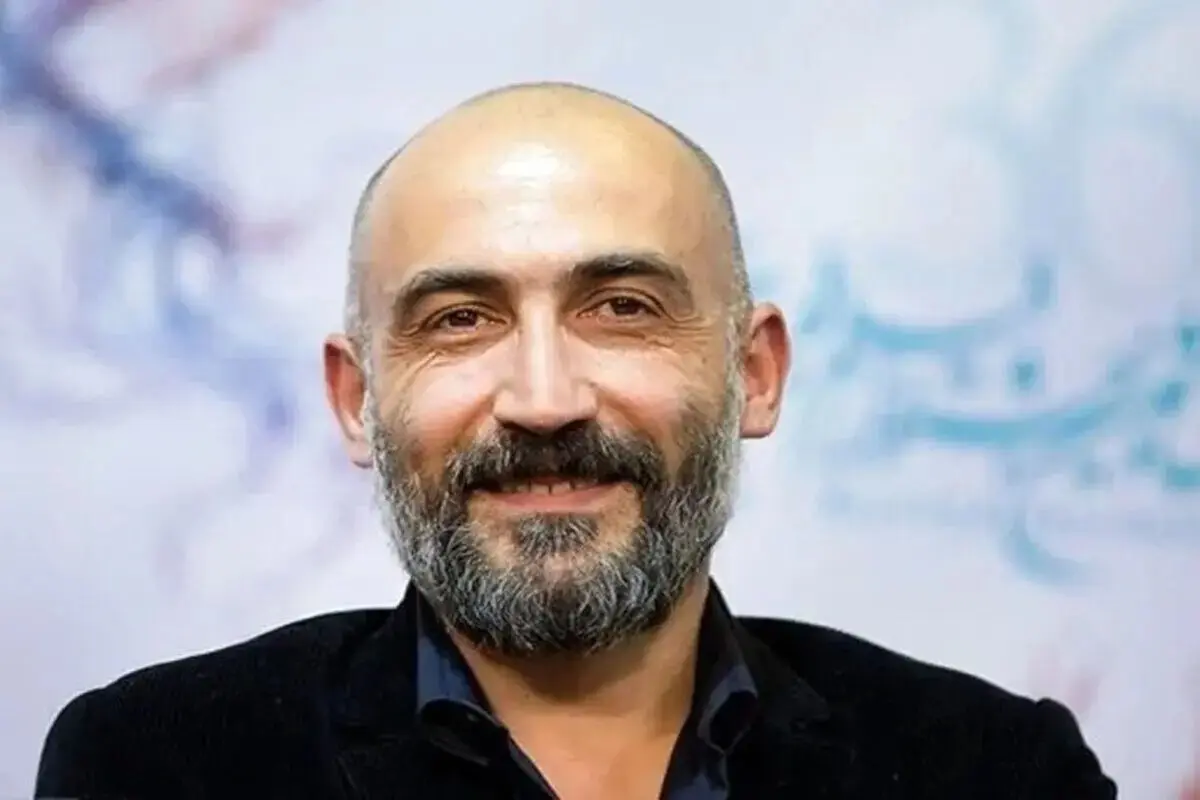 هادی حجازی‌فر: صورت‌مان را با سیلی سرخ نگه داشته‌ایم
