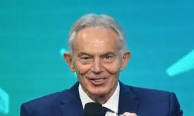 تونی بلر به عنوان گزینه ریاست هیاتی نظارتی با نام «دولت انتقالی بین‌المللی غزه» مطرح شد/ او در حال تدوین طرحی برای اداره غزه در دوران پساجنگ است