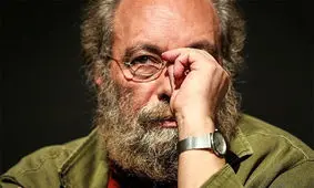 فراستی : امین حیایی بیشتر منگل می زند تا بیمار!