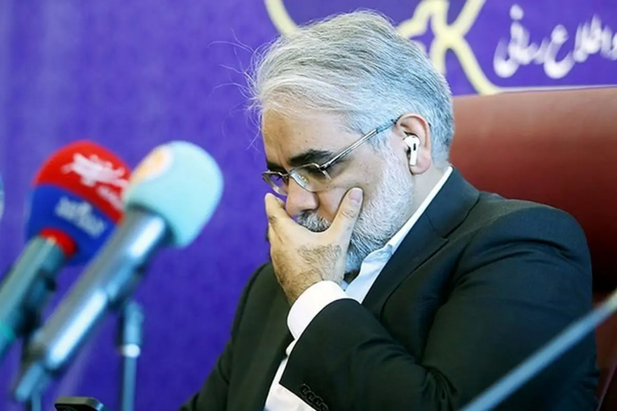 قربان‌زاده رفت؛ استعفا یا عزل؟
