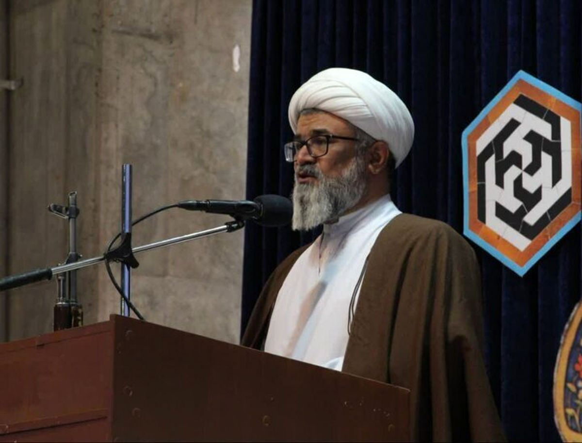 درخواست امام جمعه پردیسان قم از رهبر معظم انقلاب/ معظم له در فتوای هستهای تجدید نظر داشته باشند/ سلاح هستهای دیگر سلاح کشتار جمعی برای ما نیست/ ویدئو