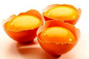 معجزه زرده تخم مرغ برای بهبود سرفه و خارش گلو