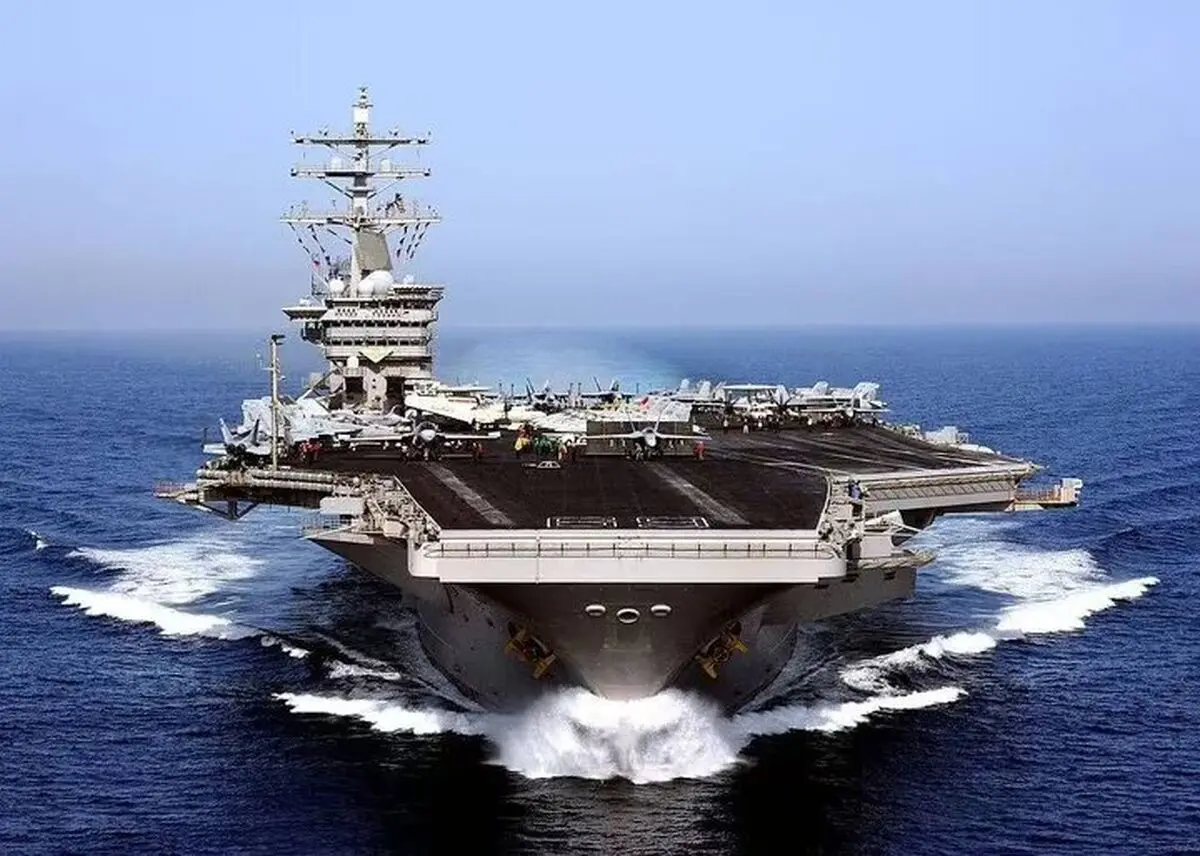 ترامپ ناو هواپیمابر USS Doris Miller آمریکا را به نام خودش می‌زند؟