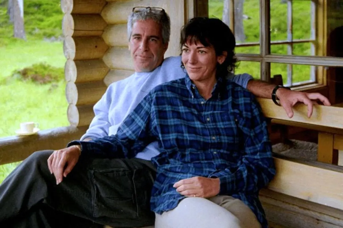 این زن خبیث ترین زن جهان است/ گیلین مکسول؛ زنی که به صدها کودک تجاوز کرد! 