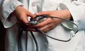 واکنش پزشک مشهدی به ماجرای ویزیت نشدن محجبه ها در مطب