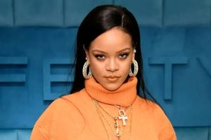 ریحانا سومین فرزندش را به دنیا آورد