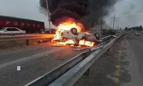 3 نفر در محور رفسنجان- کرمان بر اثر واژگونی یک خودرو در آتش سوختند

