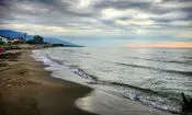 استاندار مازندران: طرح زنانه و مردانه در سواحل مازندران اجرا نمی‌شود/ از ورود مایو پوشان به هر دلیل به داخل شهرها جلوگیری می‌شود