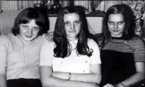 ماجرای جنجالی عکس نوجوانی آنگلا مرکل چیست؟