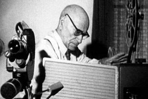 سینمای ایران از دل حراجی و یک دوربین مستعمل متولد شد/ اولین فیلم ایرانی چقدر خرج برداشت؟/ لیاخوف روسی به این سینما میرفت