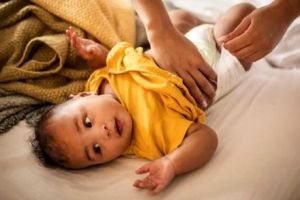 علت اسهال نوزاد بعد از واکسن چیست؟