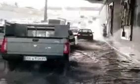 وضعیت آبگرفتگی در مناطق مختلف مشهد/ ویدئو