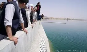 طالبان حقابه هیرمند را به مزارع کشت موادمخدر سرازیر کرده است