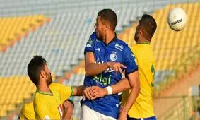بردهای نفت آبادان اتفاقی است / پرسپولیس بهترین تیم فنی لیگ است