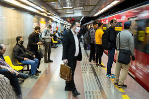 ممانعت از ورود آقایان به واگن بانوان در مترو، امنیت خانمها را افزایش می‌دهد