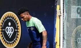 بازیکنی که عامل بسته شدن پنجره نقل‌ و انتقالاتی سپاهان شد

