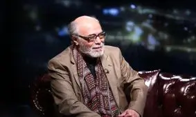 تئاتر ایران آبنبات‌فروشی و بادکنک‌بازی شده است 