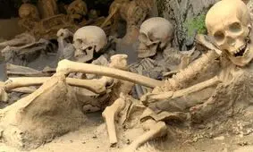 کشف ۳۱۷ اسکلت چندصدساله در زیر محل یک فروشگاه قدیمی