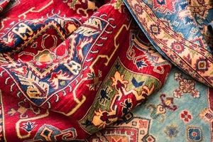 چگونه بدون دردسر فرش دستباف خود را در منزل شست و شو دهیم ؟